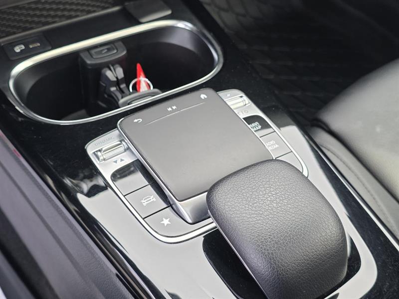 mercedes-benz A-Class 2019 - 16