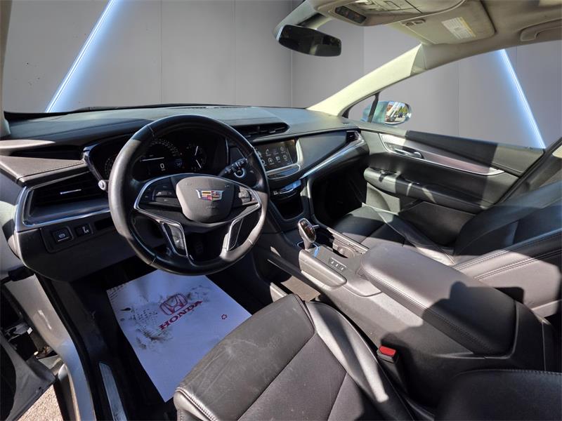 cadillac XT5 2018 - 9