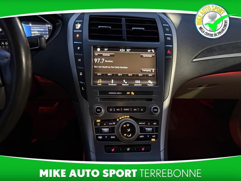 lincoln MKZ 2018 - 24