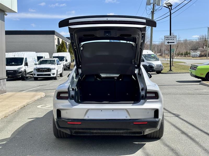 dodge Charger Daytona 2024 - 11