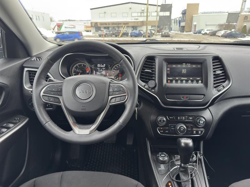 jeep Cherokee 2021 - 12