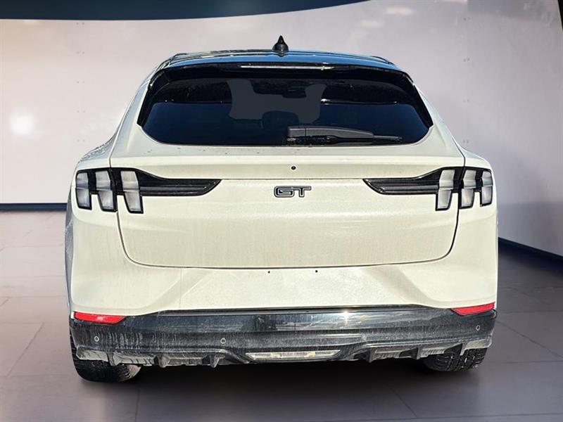 ford Mustang Mach-E 2022 - 3