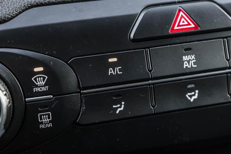 kia Sorento 2016 - 24