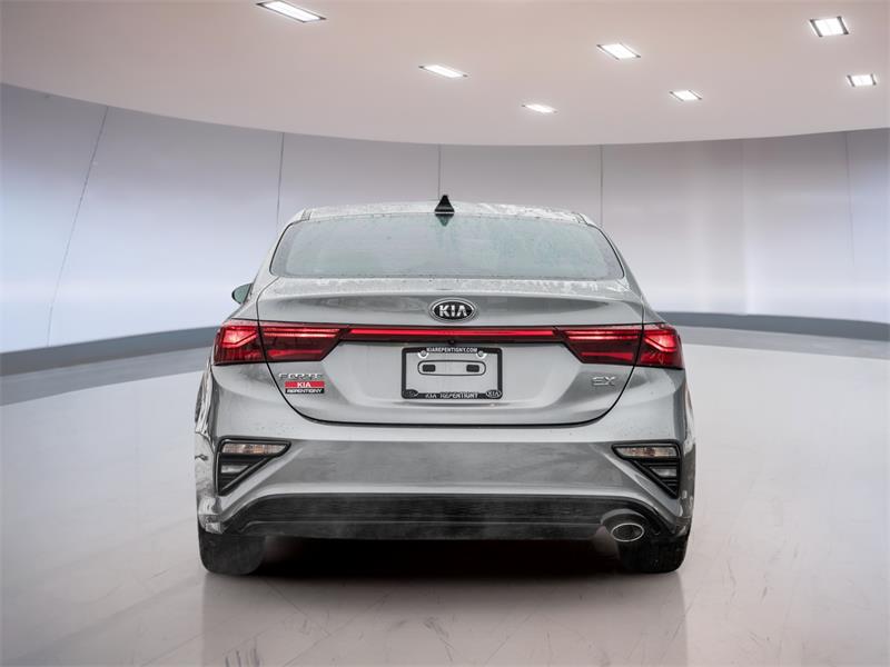 kia Forte 2021 - 8