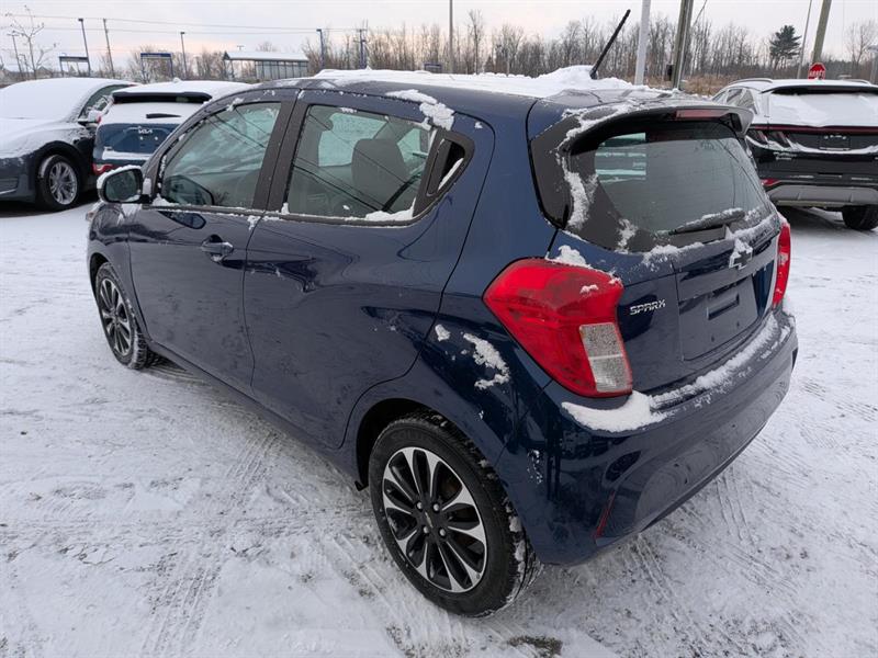 chevrolet Spark 2022 - 12