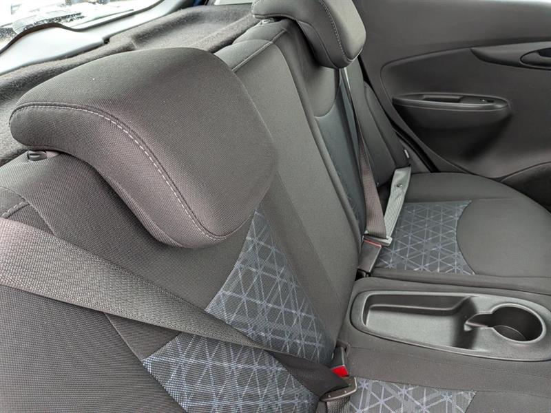 chevrolet Spark 2022 - 17