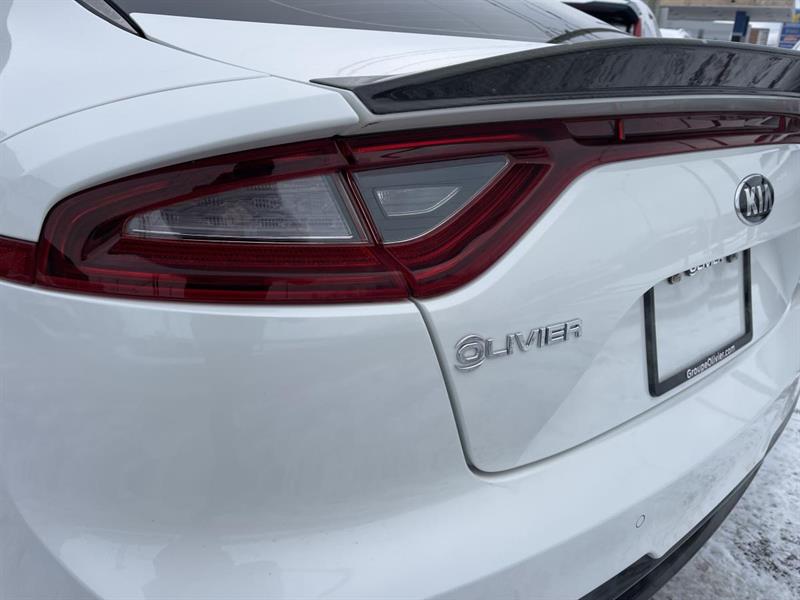 kia Stinger 2019 - 11