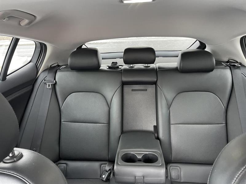 kia Stinger 2019 - 23