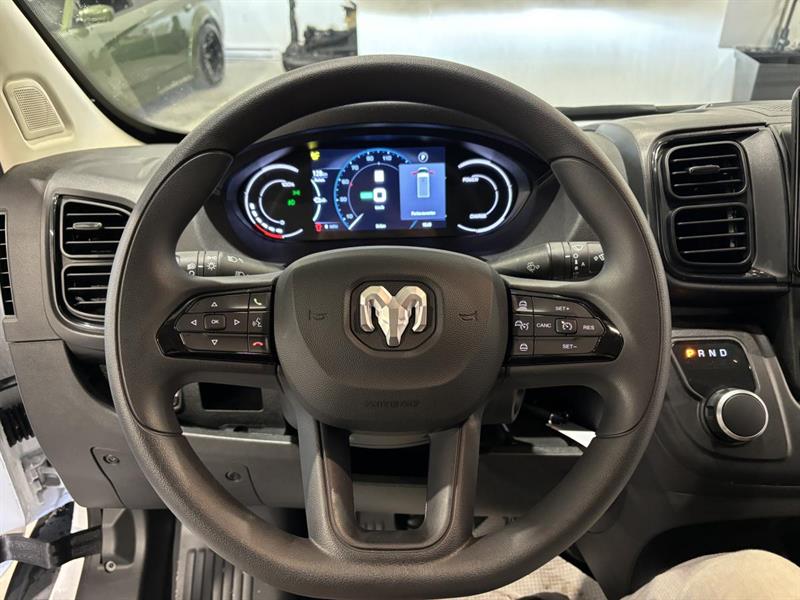ram ProMaster 2025 - 11