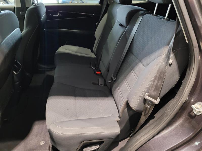 kia Sorento 2018 - 23