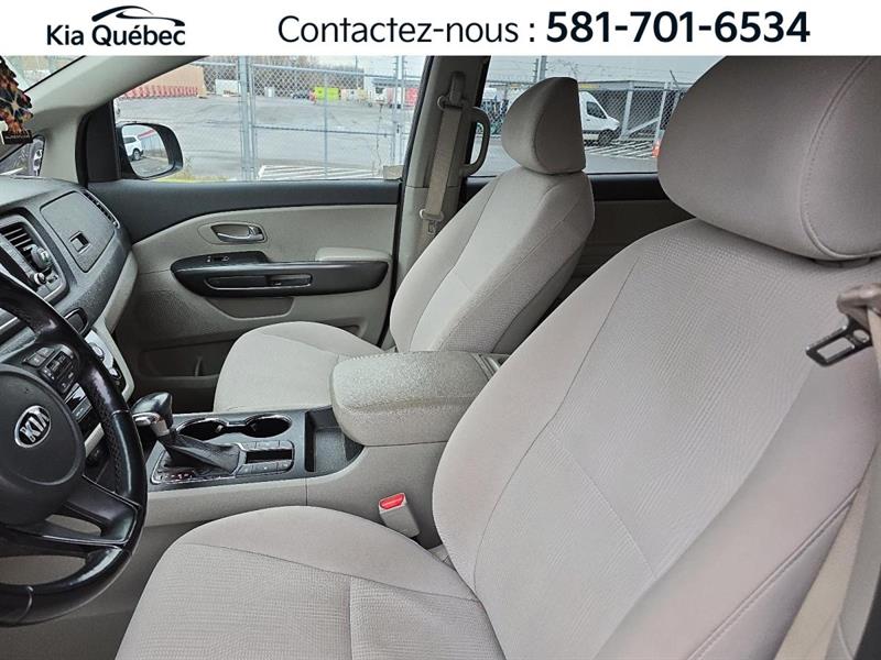 kia Sedona 2019 - 11