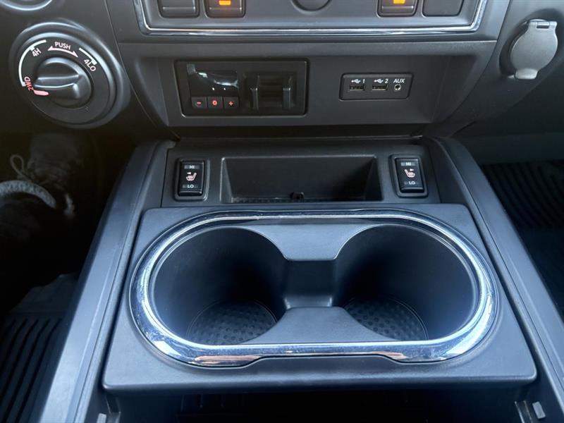 nissan Titan 2019 - 28