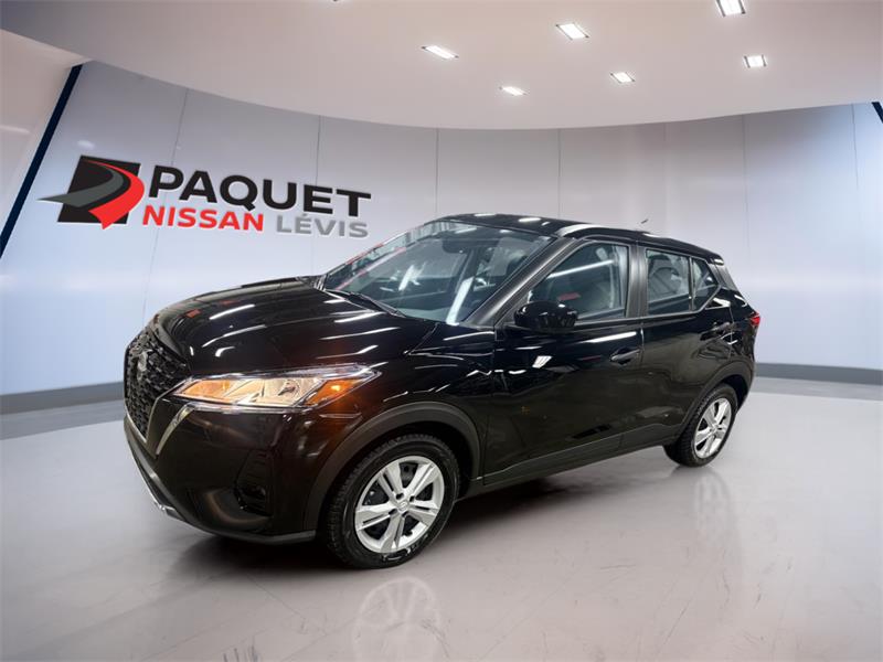 nissan Kicks Play 2025