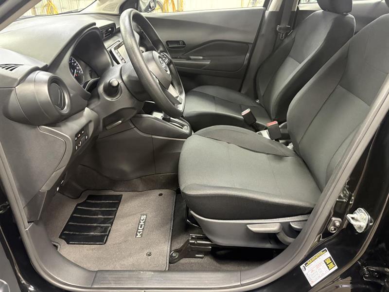 nissan Kicks Play 2025 - 10