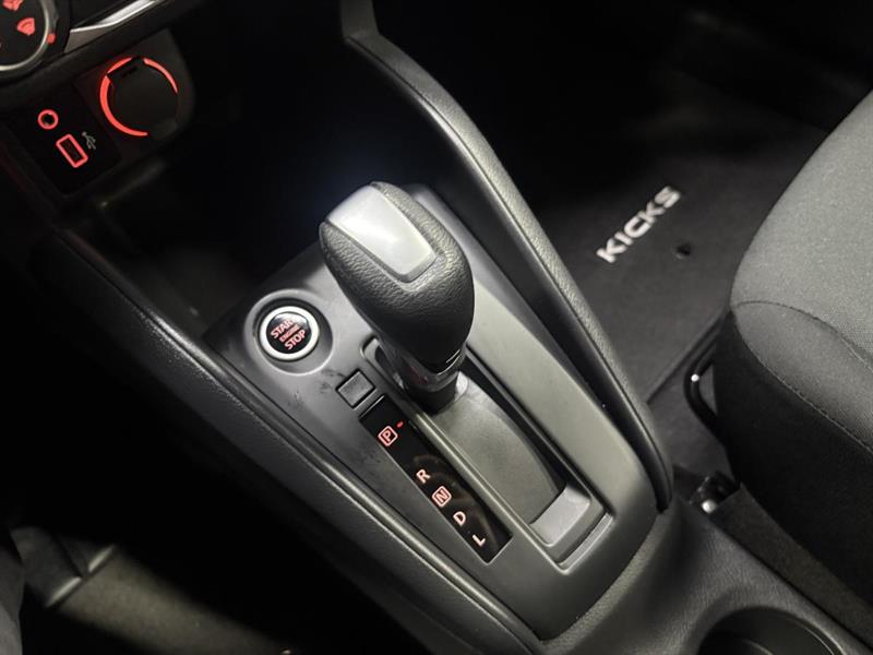 nissan Kicks Play 2025 - 26