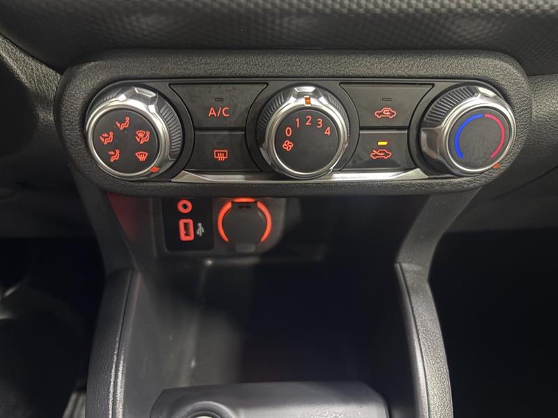 nissan Kicks Play 2025 - 27