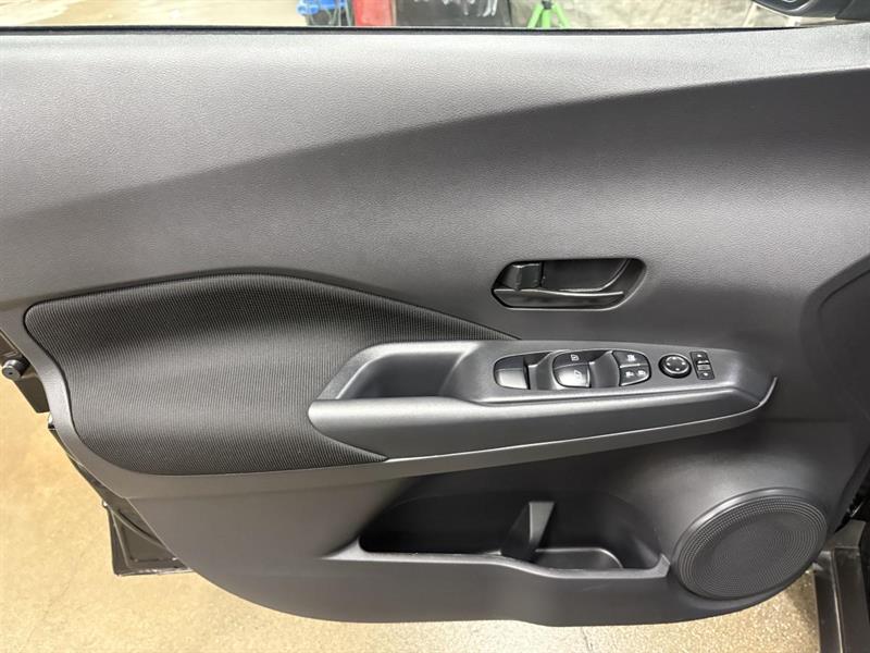 nissan Kicks Play 2025 - 28