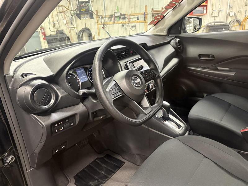 nissan Kicks Play 2025 - 31