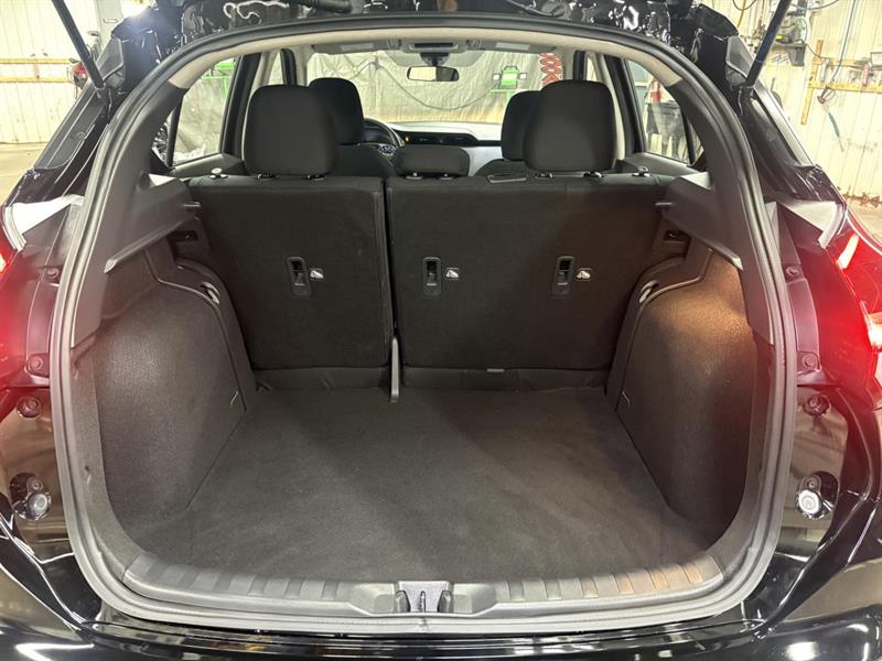 nissan Kicks Play 2025 - 32