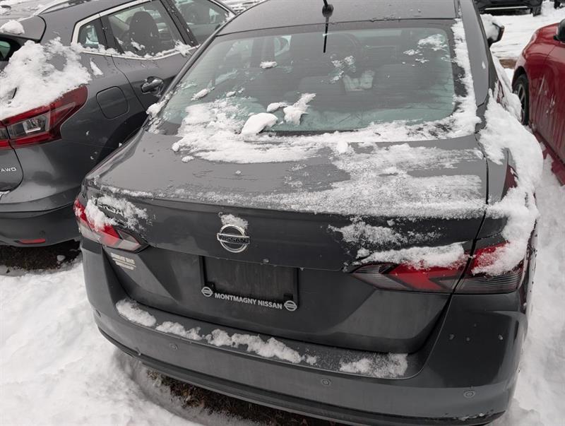 nissan Versa 2021 - 13