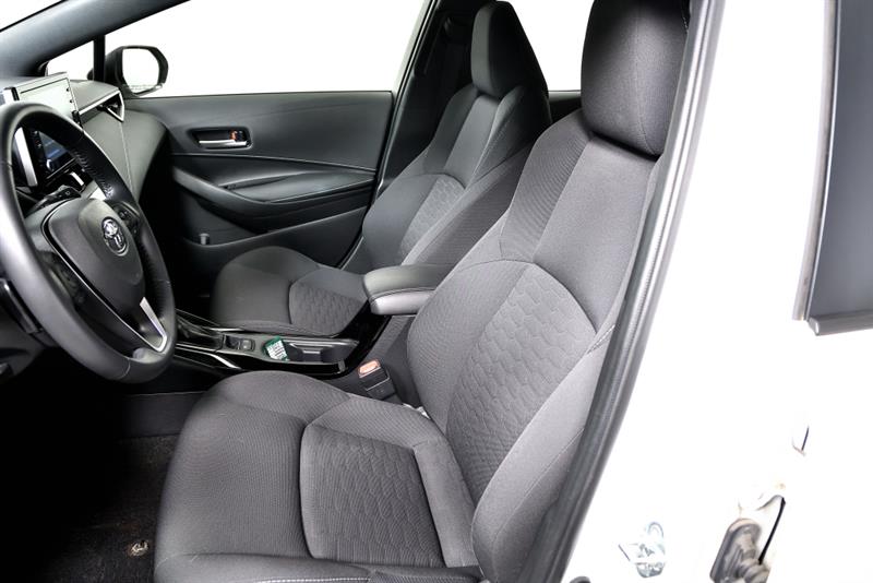 toyota Corolla Hatchback 2022 - 16