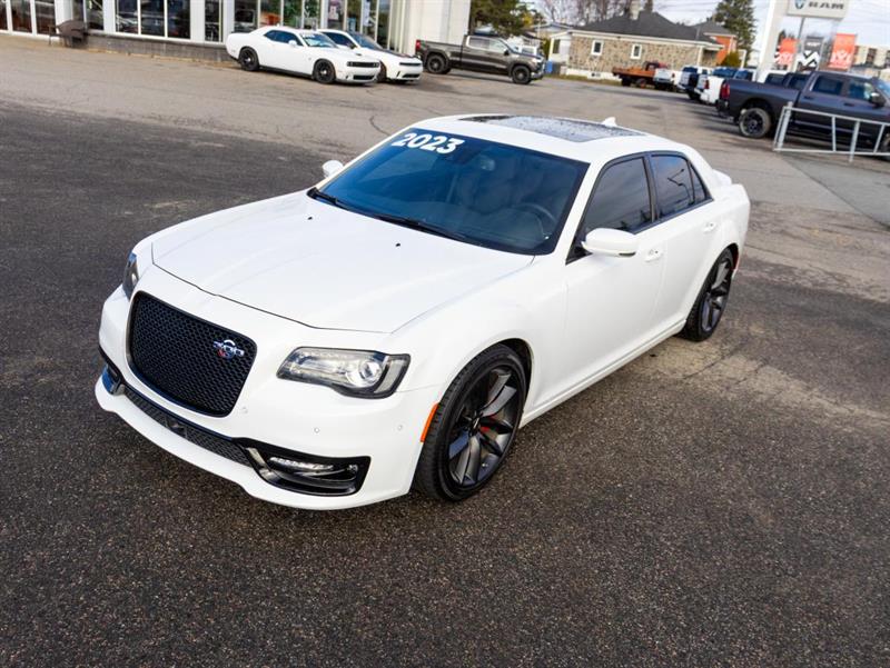 chrysler 300 2023 - 7