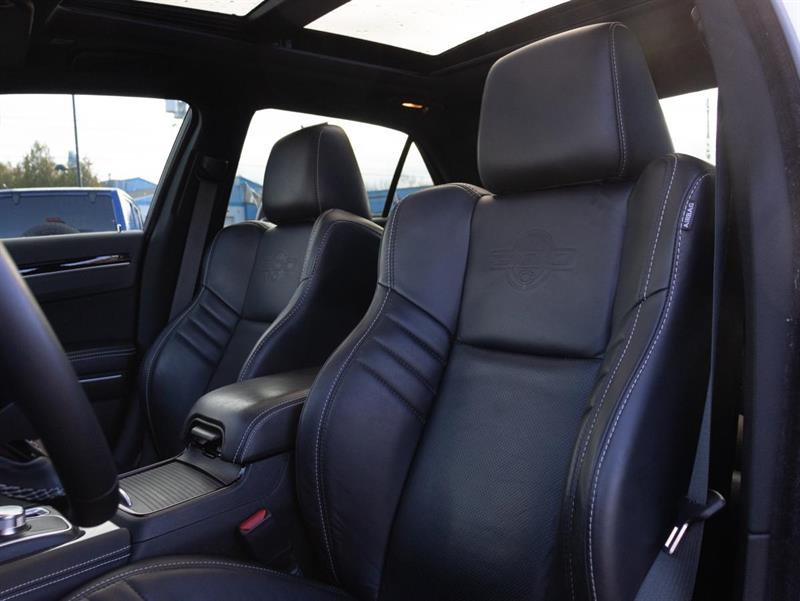 chrysler 300 2023 - 14