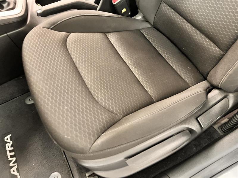 hyundai Elantra 2020 - 15