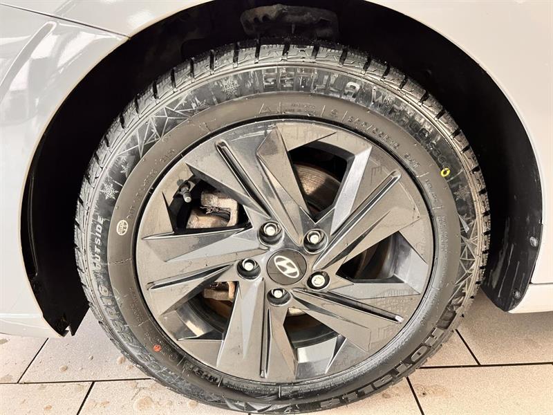 hyundai Elantra 2022 - 4