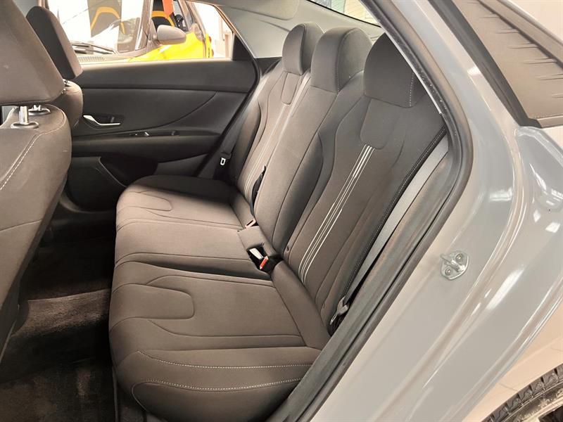 hyundai Elantra 2022 - 9