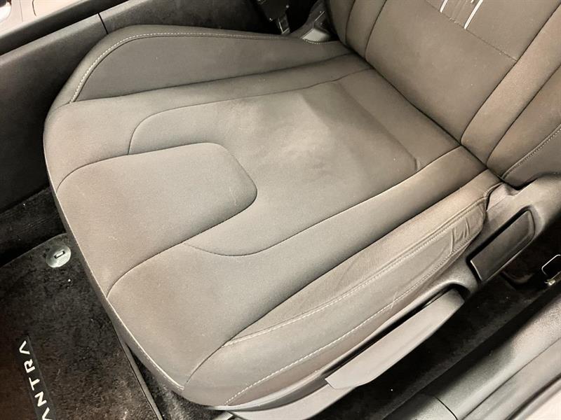 hyundai Elantra 2022 - 15