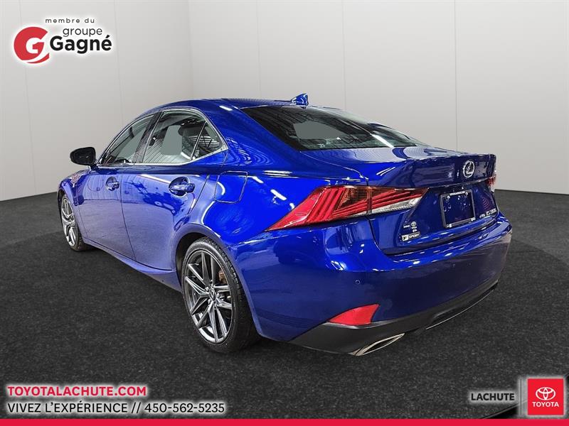 lexus IS 300 2018 - 4