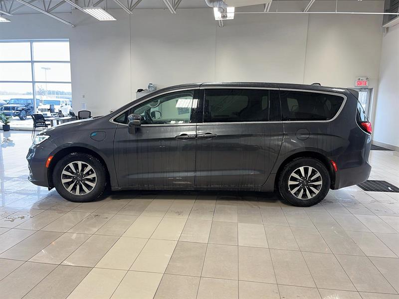 chrysler Pacifica Hybrid 2022 - 3
