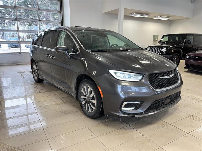 chrysler Pacifica Hybrid 2022 - 7