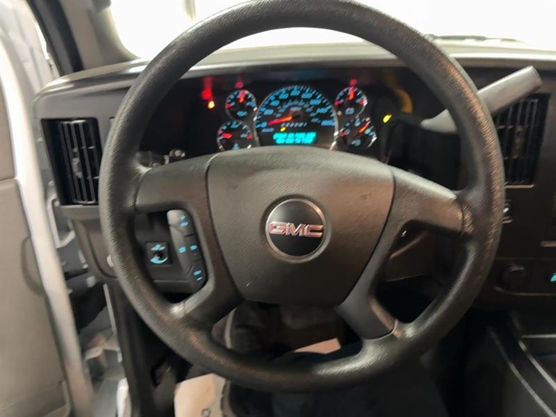 gmc Savana 2023 - 11