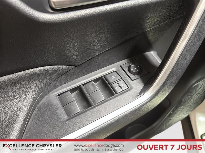 toyota RAV4 2024 - 12