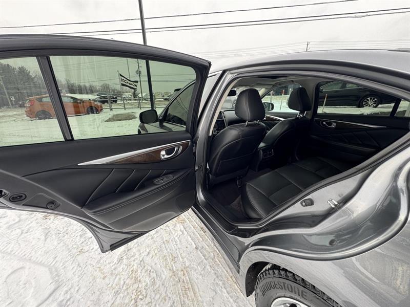 infiniti Q50 2015 - 24