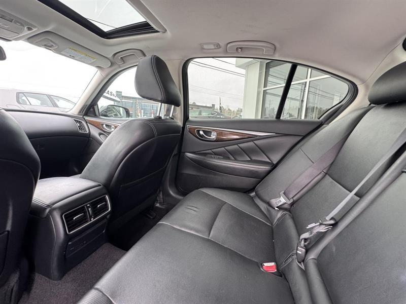 infiniti Q50 2015 - 26