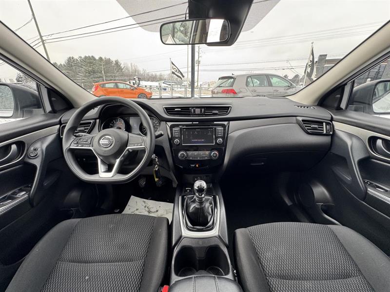 nissan Qashqai 2021 - 17