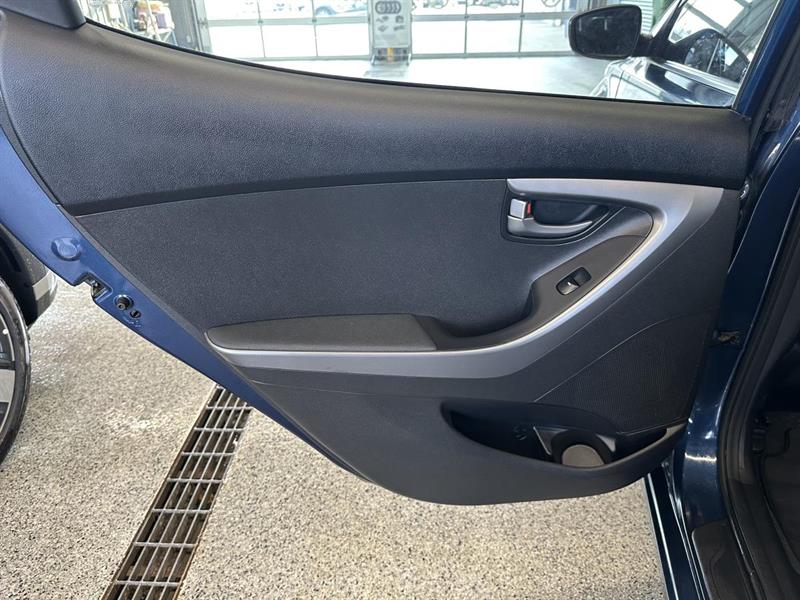 hyundai Elantra 2015 - 17