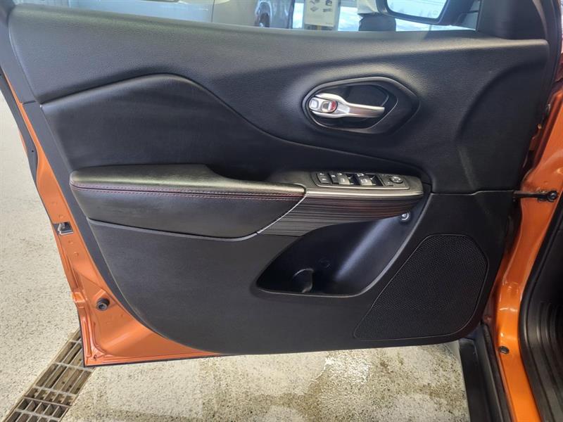 jeep Cherokee 2015 - 11