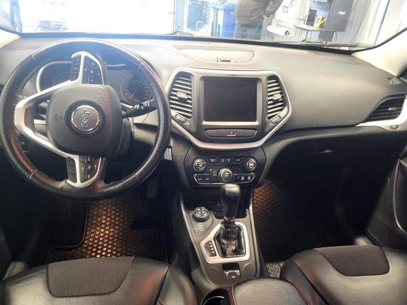 jeep Cherokee 2015 - 19