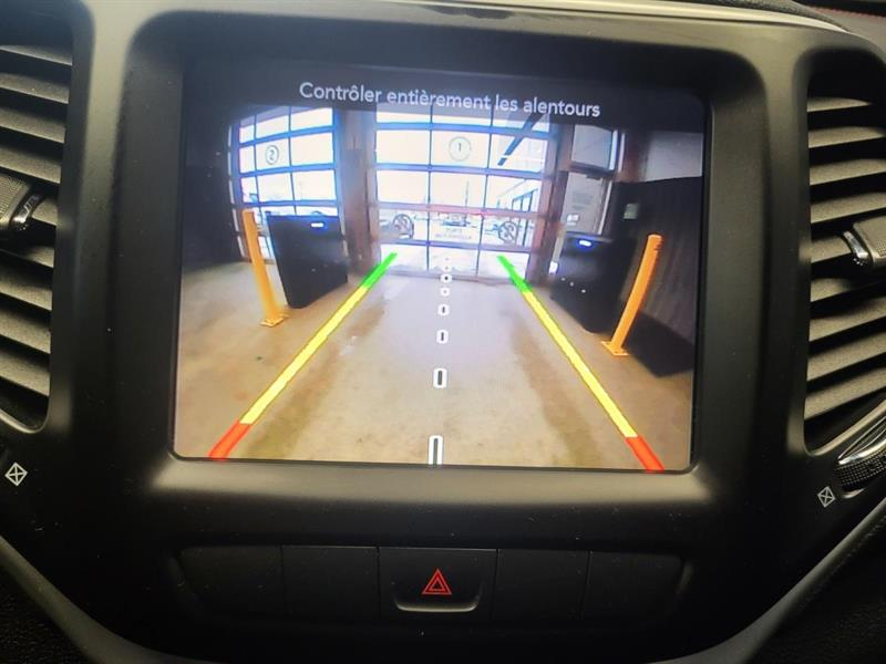 jeep Cherokee 2015 - 24