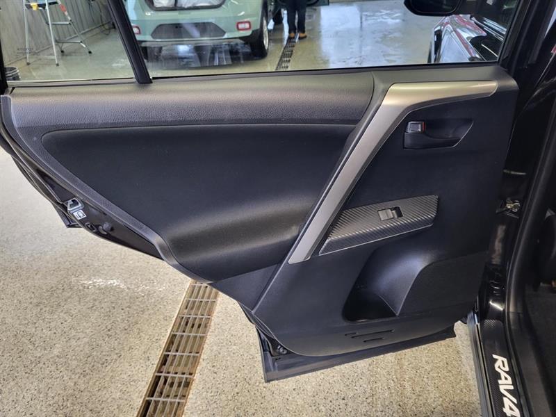 toyota RAV4 2015 - 17