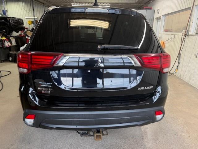 mitsubishi Outlander 2017 - 4