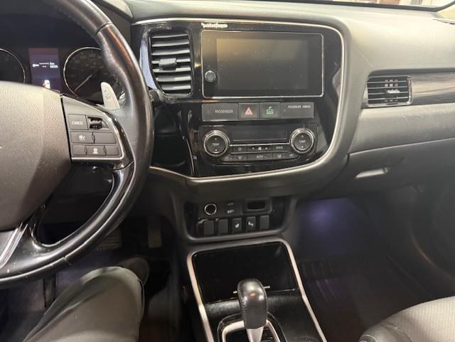 mitsubishi Outlander 2017 - 8