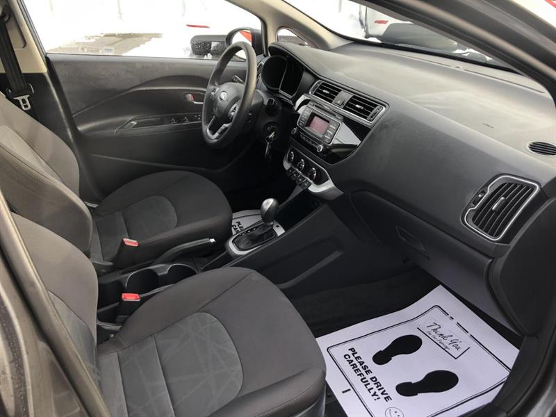 kia Rio 2016 - 11