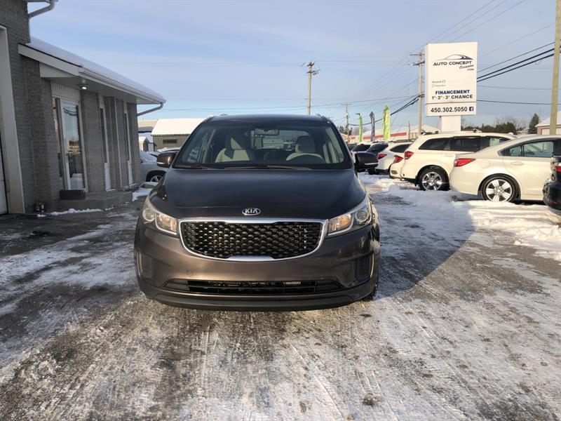 kia Sedona 2016 - 4