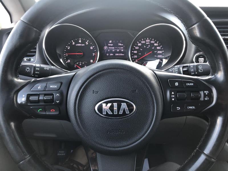 kia Sedona 2016 - 16