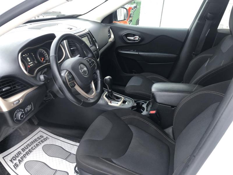 jeep Cherokee 2015 - 10